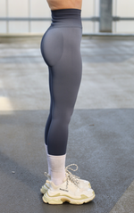 <tc>Bild in den Galerie-Viewer laden, Elevate Grey</tc>